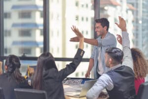 Read more about the article Comment augmenter le taux de participation à vos sondages